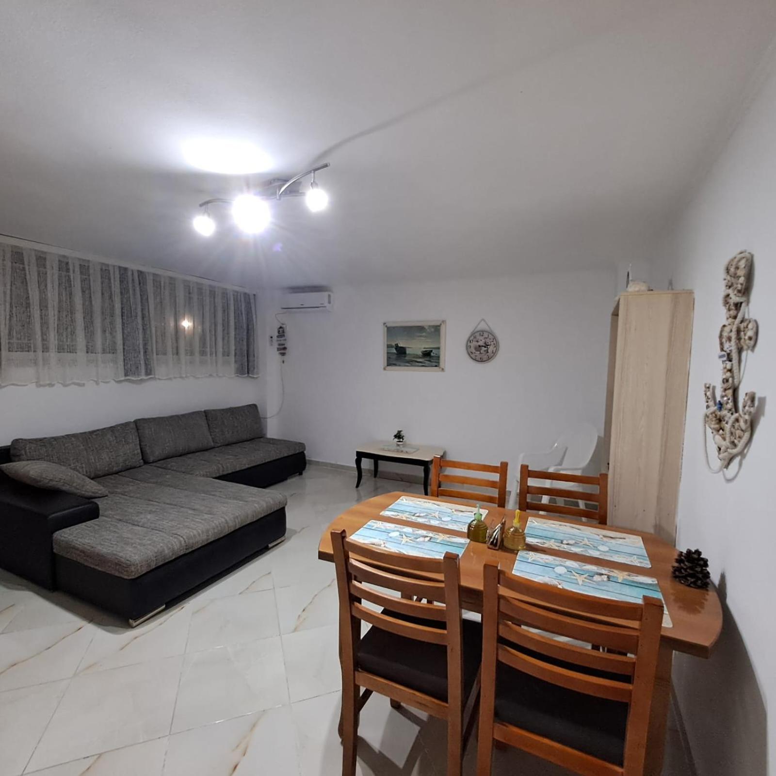 Apartament Beach Apartment Golem (Tirana)